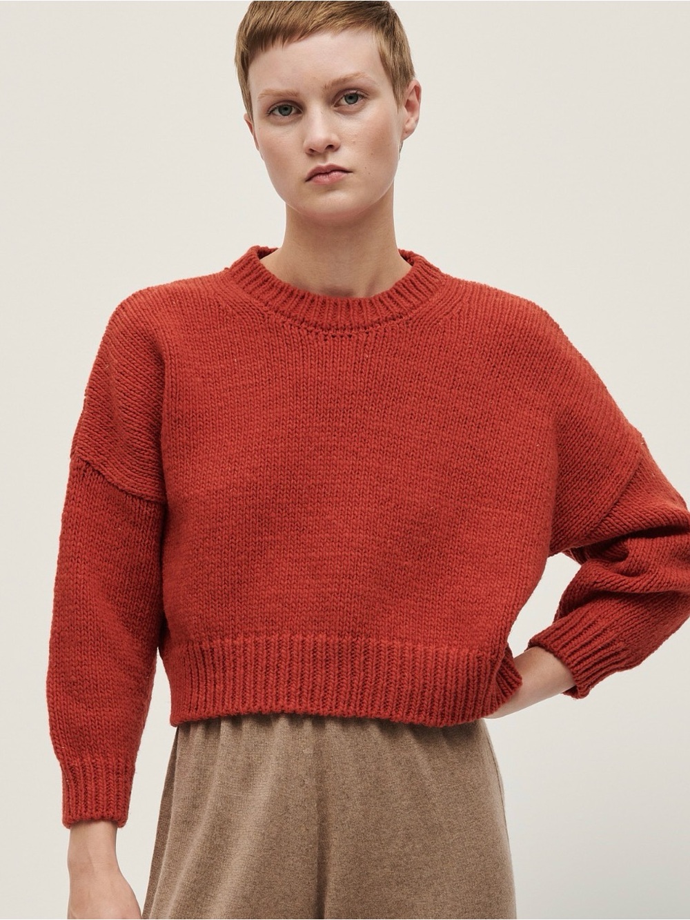 Babaa Chunky Rust-Red Crewneck Sweater